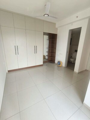 Room in 2 BHK Apartment at Godrej Emerald, Ghodbunder Road – for Rent