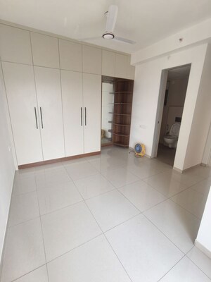 Room in 2 BHK Apartment at Godrej Emerald, Ghodbunder Road – for Rent