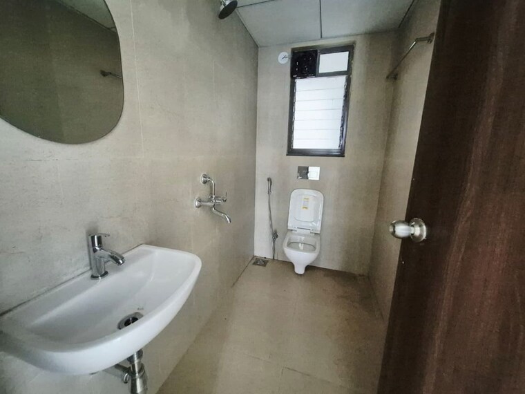 Bathroom, runwal-my-city-phase-ii-cluster-05 1 Bedroom 450 Sq.Ft. Apartment In Dombivli East Thane 10748803