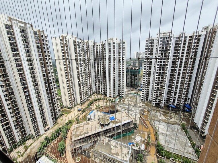 Balcony, runwal-my-city-phase-ii-cluster-05 1.5 Bedroom 550 Sq.Ft. Apartment In Dombivli East Thane 10748807