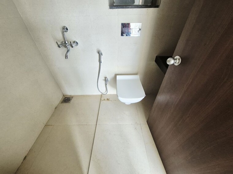 Bathroom, runwal-my-city-phase-ii-cluster-05 2 Bedroom 630 Sq.Ft. Apartment In Dombivli East Thane 10748811