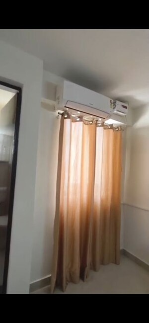 1 BHK Builder Floor For Rent in Wave City, Wave City