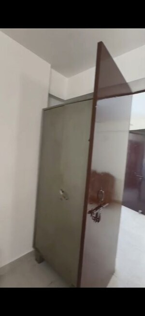 Furnished Amenities in 1 BHK Builder Floor at Wave City, Wave City – for Rent