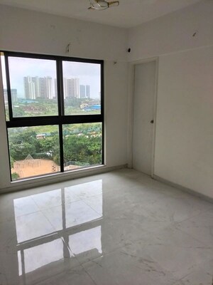 Room in 1.5 BHK Apartment at Runwal Gardens Phase I, Dombivli East – for Rent