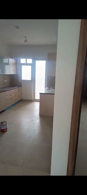 Room in 3 BHK Apartment at Tulip Violet, Sector 69 – for Sale