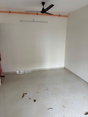 Room in 2 BHK Apartment at Runwal My City Phase II Cluster 05, Dombivli East – for Rent