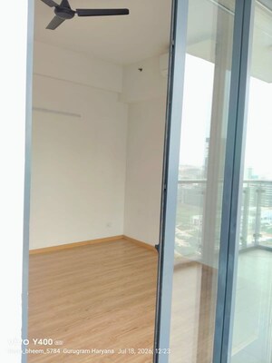 Room in 3 BHK Apartment at M3M Latitude, Sector 65 – for Rent