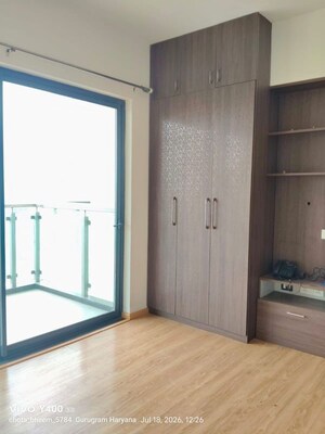 Room in 3 BHK Apartment at M3M Latitude, Sector 65 – for Rent