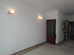 Room in 3 BHK Builder Floor at Greater Kailash I – for Sale