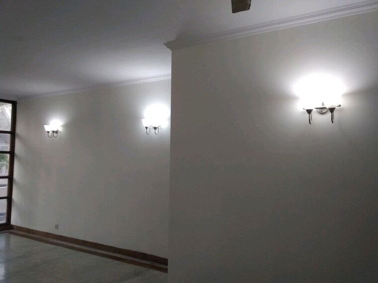 Room, greater kailash i 3 Bedroom 1800 Sq.Ft. Builder Floor In Greater Kailash I Delhi 10748829