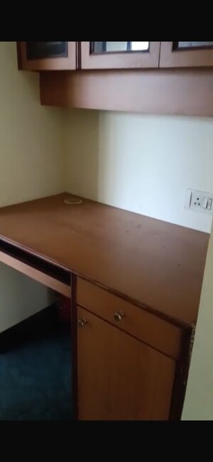 Room in 1 BHK Apartment at Hiranandani Estate, Ghodbunder Road – for Rent