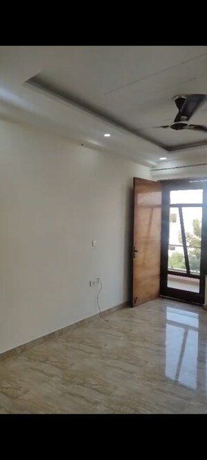 3 BHK Builder Floor For Rent in Sector 85