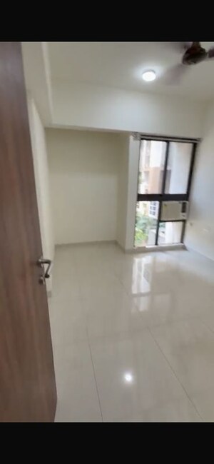 Room in Studio Apartment at Lodha Crown Quality Homes, Majiwada – for Rent
