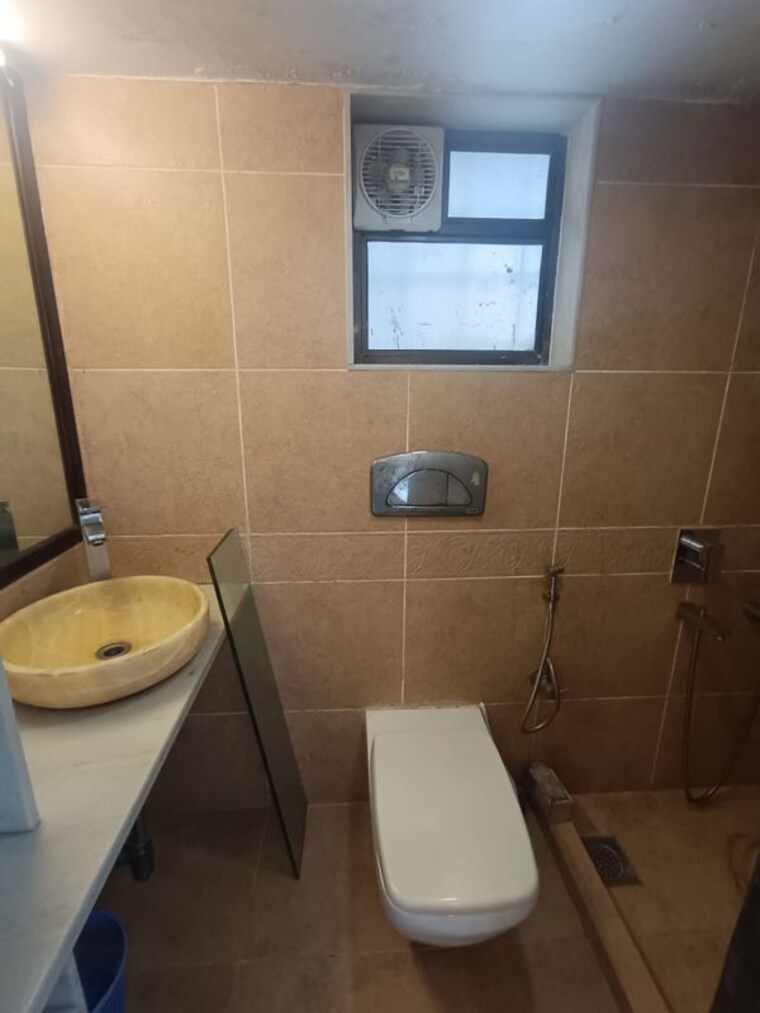 Bathroom, prarthana-grand 3 Bedroom 1106 Sq.Ft. Apartment In Sewri Mumbai 10748866