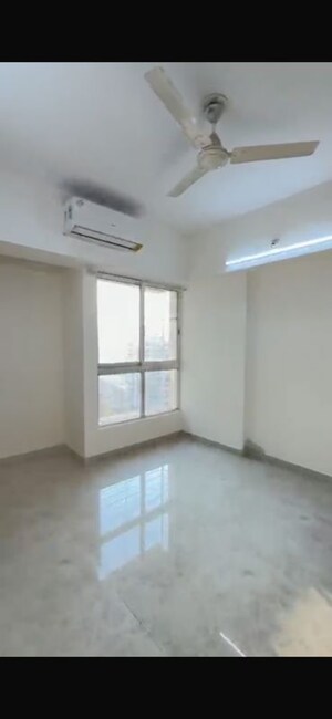 2 BHK Apartment For Rent in Lodha Amara, Kolshet Road