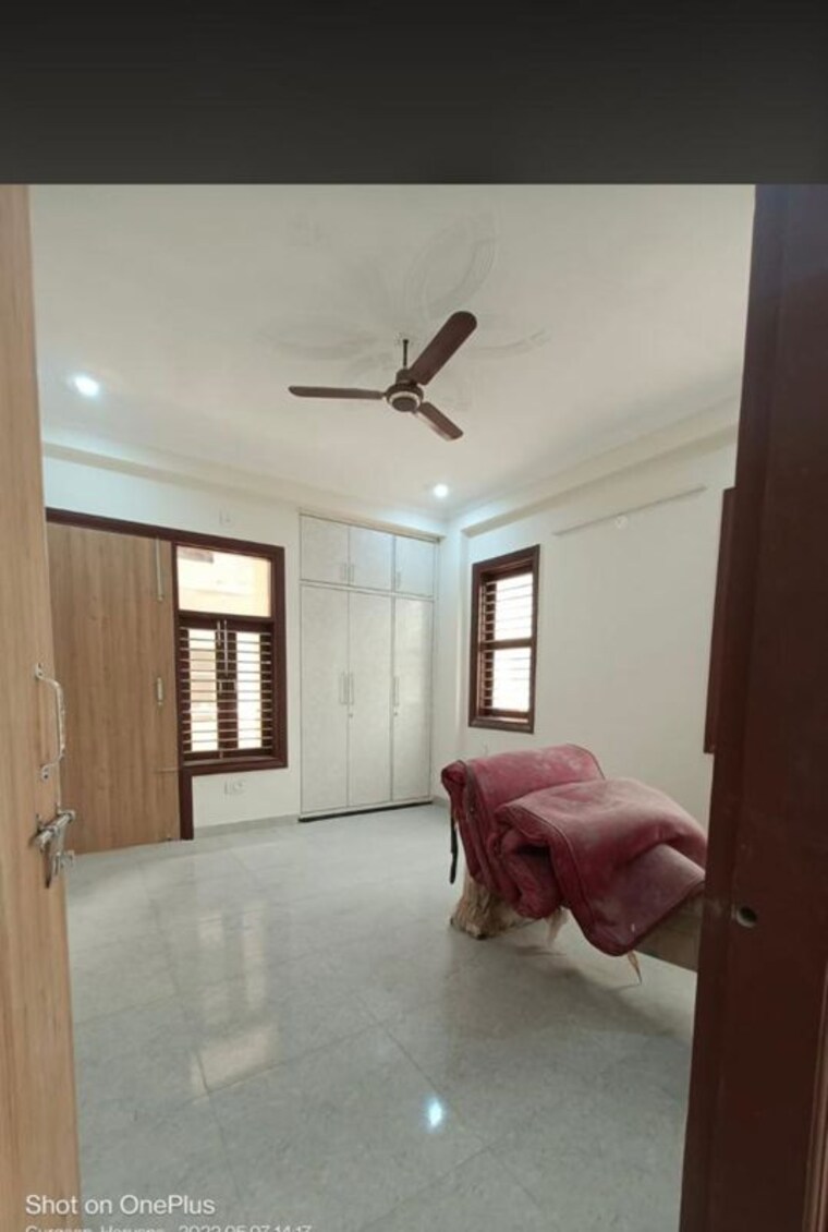Room, sector 46 3 Bedroom 800 Sq.Ft. Builder Floor In Sector 46 Gurgaon 10748997