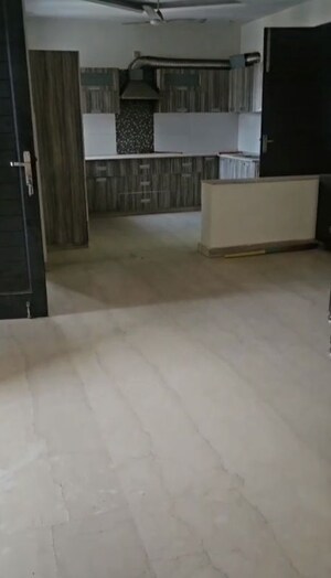 3 BHK Builder Floor For Sale in Sector 14
