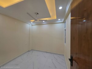 Room in 3 BHK Builder Floor at Green Home, Sector 73 – for Sale