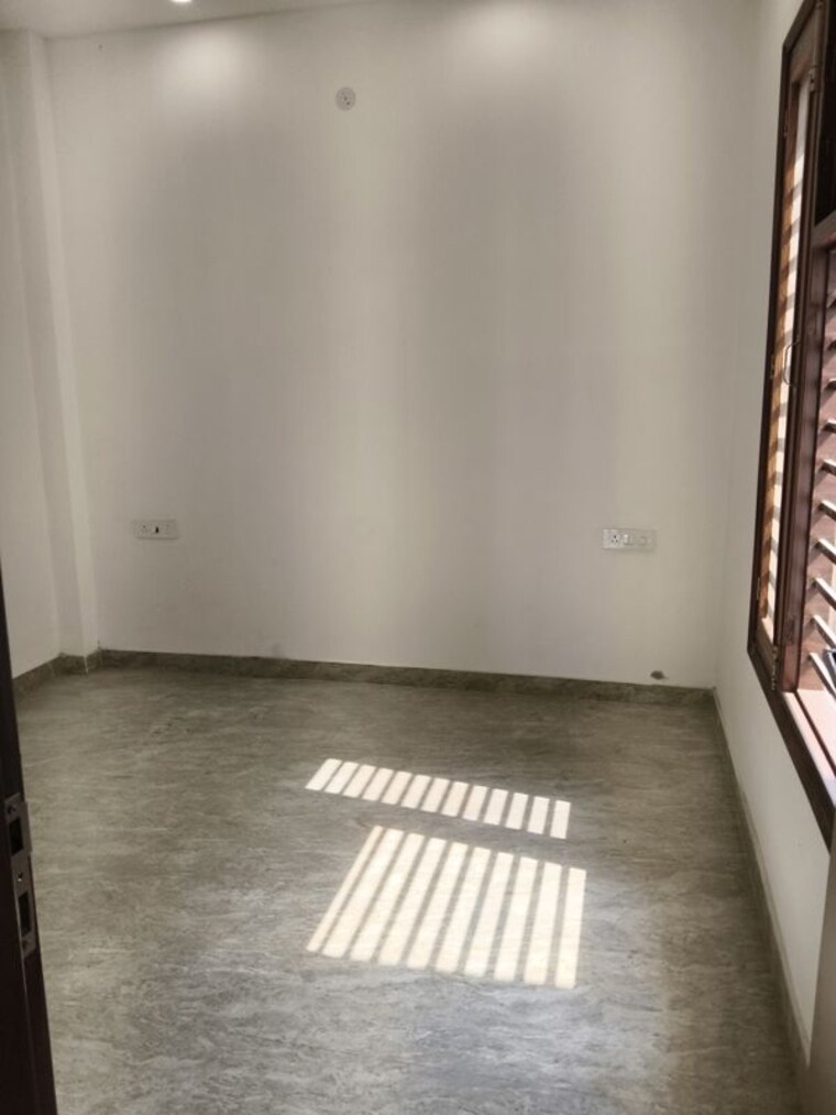Room, asj-paras-enclave 4 Bedroom 120 Sq.Yd. Independent House In Sujroo Muzaffarnagar 10706634