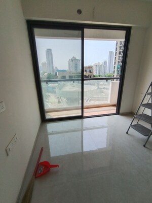 2 BHK Apartment For Rent in Dhamji Shamji Mahavir Spring Tulip Phase 1, Pokhran Road No Two