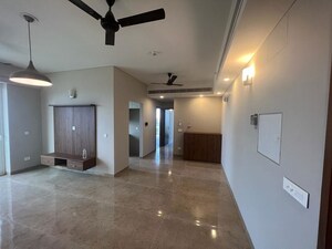 Room in 3 BHK Apartment at Emaar Digi Homes, Sector 62 – for Rent