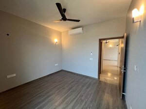 Room in 3 BHK Apartment at Emaar Digi Homes, Sector 62 – for Rent