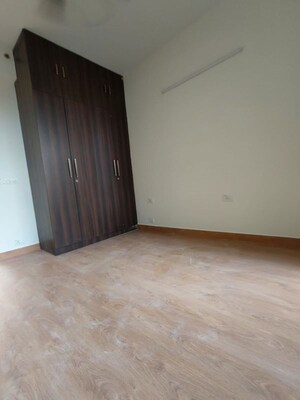 Room in  Apartment at Bestech Park View Sanskruti, Sector 92 – for Sale