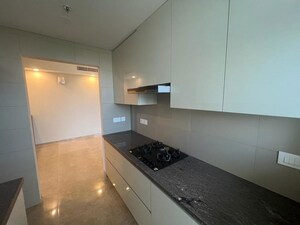 Kitchen in 3.5 BHK Apartment at Emaar Digi Homes, Sector 62 – for Rent