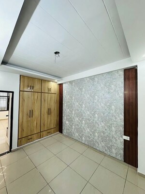 2 BHK Apartment For Rent in Sector 20