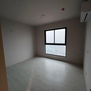 Room in 2 BHK Apartment at M3M Skywalk, Sector 74 – for Rent