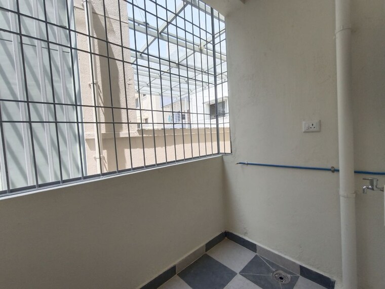 Balcony, hal layout 1 Bedroom 500 Sq.Ft. Builder Floor In Hal Layout Bangalore 10749090