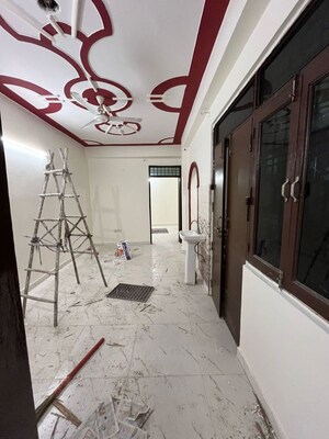 2 BHK Builder Floor For Rent in Saket