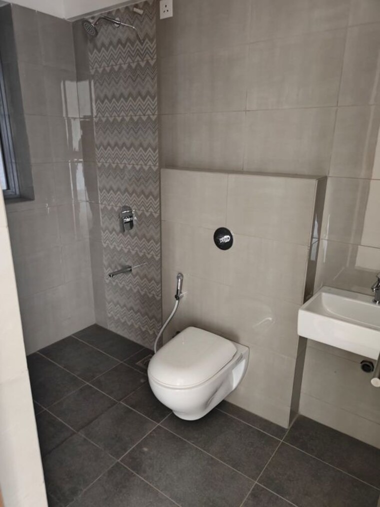 Bathroom, kalpataru-jade-residences 4 Bedroom 1932 Sq.Ft. Apartment In Baner Pune 10749126