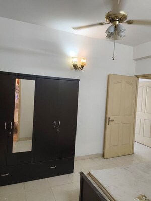 Room in 3 BHK Apartment at Tulip White, Sector 69 – for Rent