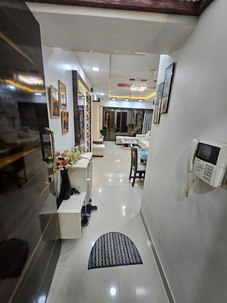 Team Area, mit-niketan 1 Bedroom 650 Sq.Ft. Apartment In Kandivali East Mumbai 10749173