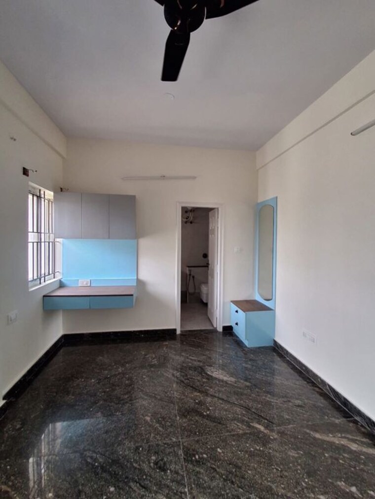 Room, anand nagar 3 Bedroom 1800 Sq.Ft. Apartment In Anand Nagar Bangalore 10749202