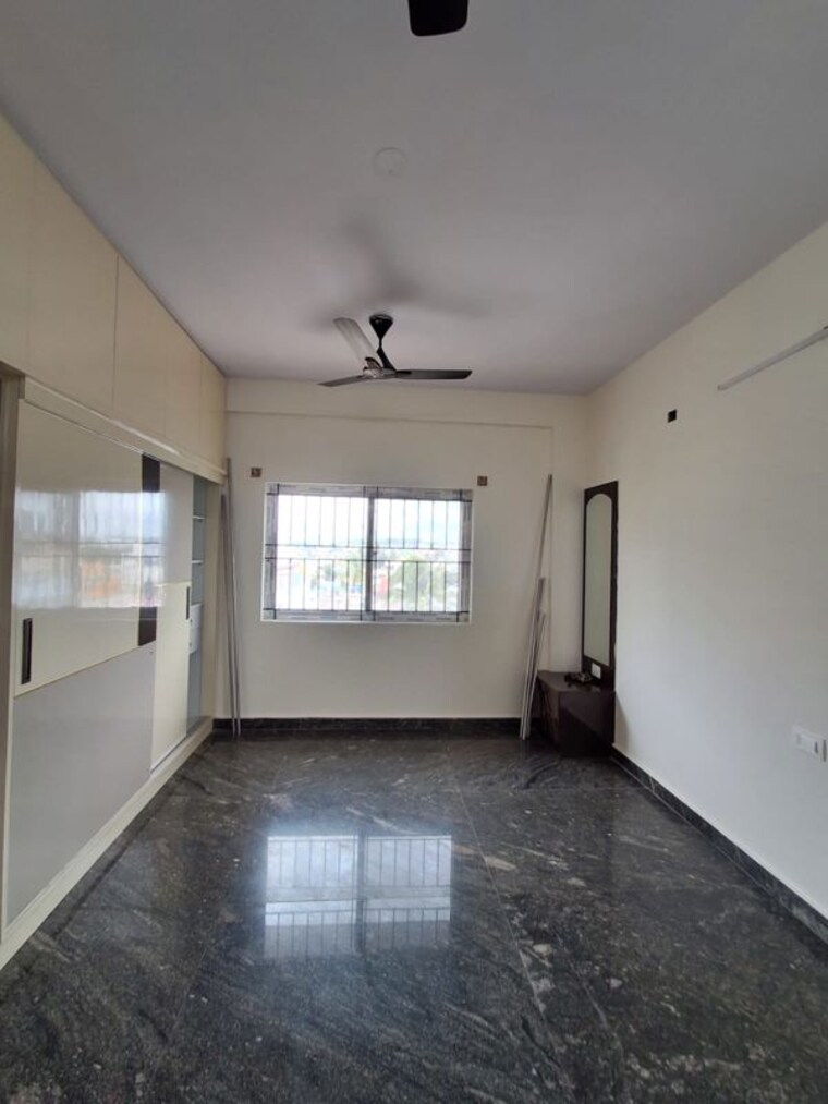 Room, anand nagar 3 Bedroom 1800 Sq.Ft. Apartment In Anand Nagar Bangalore 10749202