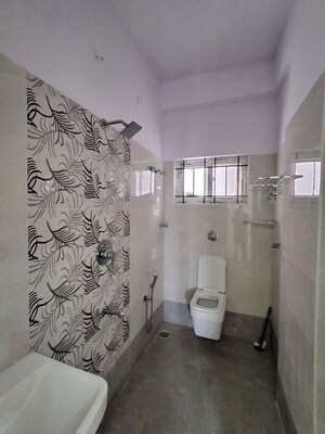 Bathroom in 3 BHK Apartment at Anand Nagar – for Rent