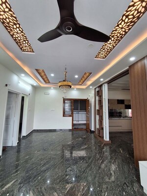 Room in 3 BHK Apartment at Anand Nagar – for Rent