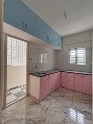 Room in 2 BHK Builder Floor at Hal Layout – for Rent