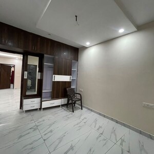 Room in 3 BHK Apartment at Aerocity – for Sale