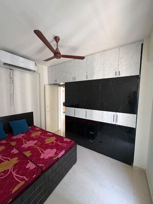 Room in 2 BHK Apartment at Signature The Millennia 3, Sector 37d – for Rent