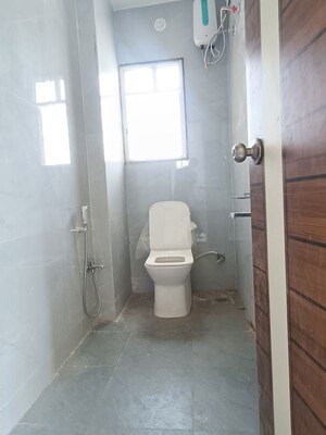 Bathroom in 3 BHK Builder Floor at Tingre Nagar – for Rent