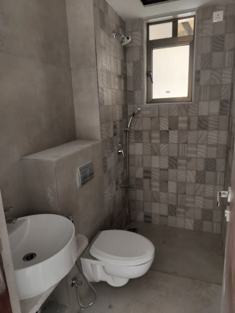 Bathroom, hubtown-seasons 2 Bedroom 733 Sq.Ft. Apartment In Chembur Mumbai 10749286