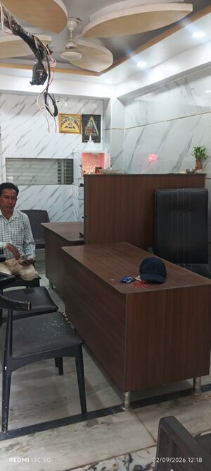Bedroom in  Warehouse at Shalimar Garden – for Rent