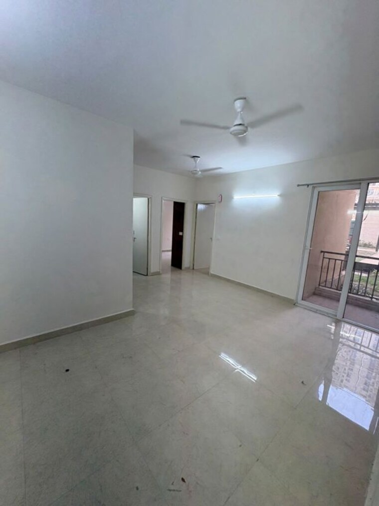 Room, signature-the-millennia-3 2 Bedroom 1000 Sq.Ft. Apartment In Sector 37d Gurgaon 10749302