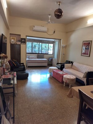 2 BHK Apartment For Rent in Santacruz West