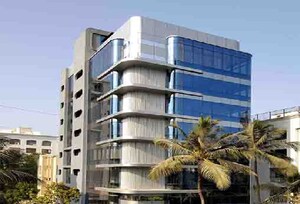  Office Space For Rent in Notan Plaza, Bandra West