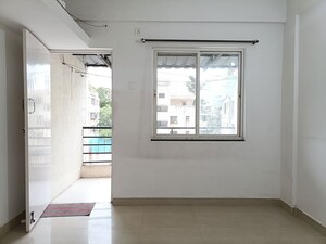 Master Bedroom in 2 BHK Apartment at Tingre Nagar – for Rent