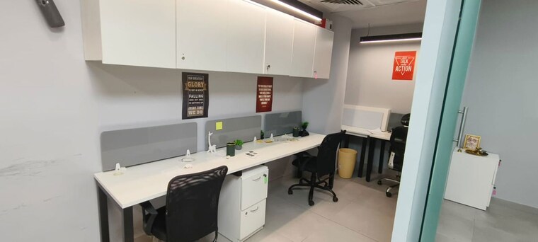 Team Area, knox-plaza Commercial Office Space 400 Sq.Ft. In Malad West Mumbai 10749350